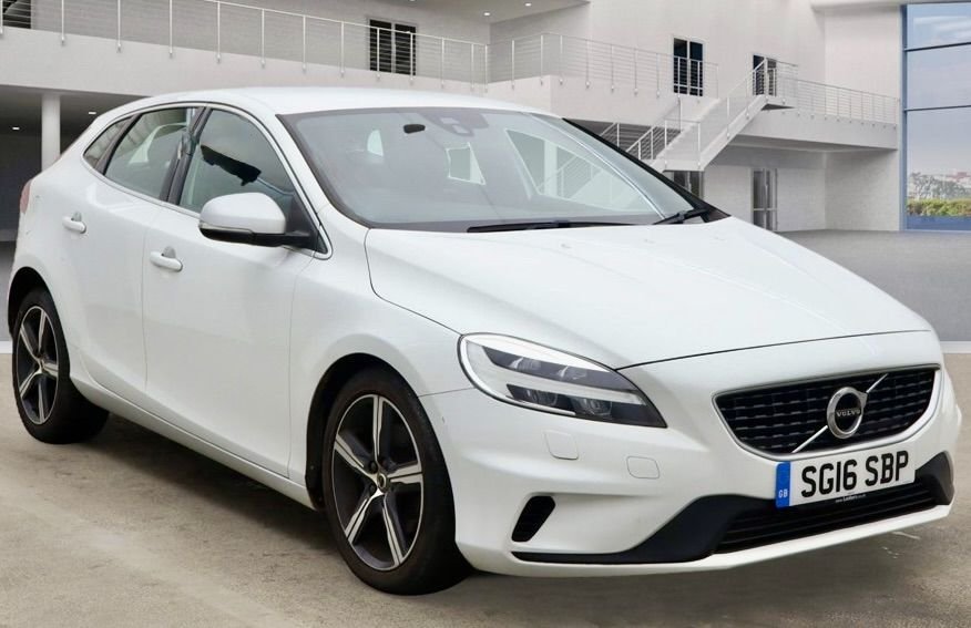 Used Volvo V40 2016 for sale - 76559045: Photo 1
