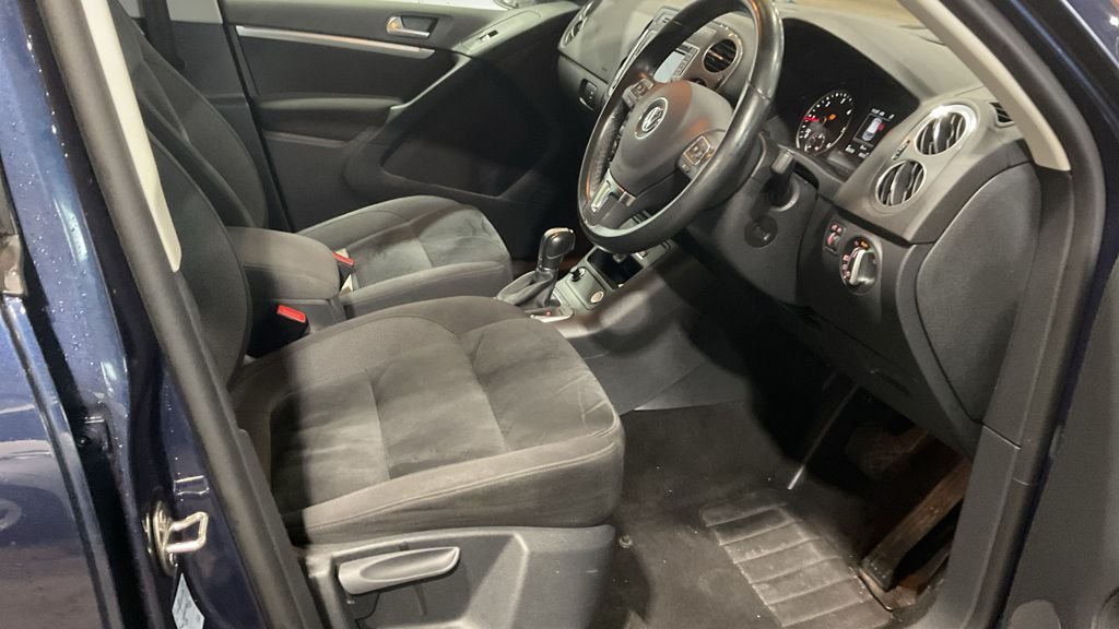 Used Volkswagen Tiguan 2015 for sale - 76338650: Photo 8
