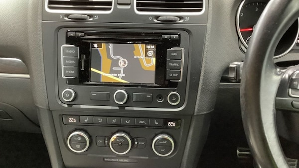 Used Volkswagen Golf 2013 for sale - 76180118: Photo 8