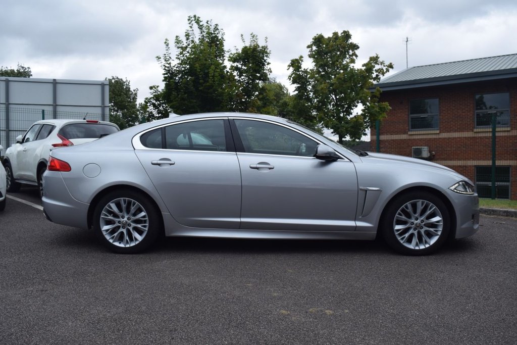 Used Jaguar XF 2013 for sale - 77533861: Photo 9