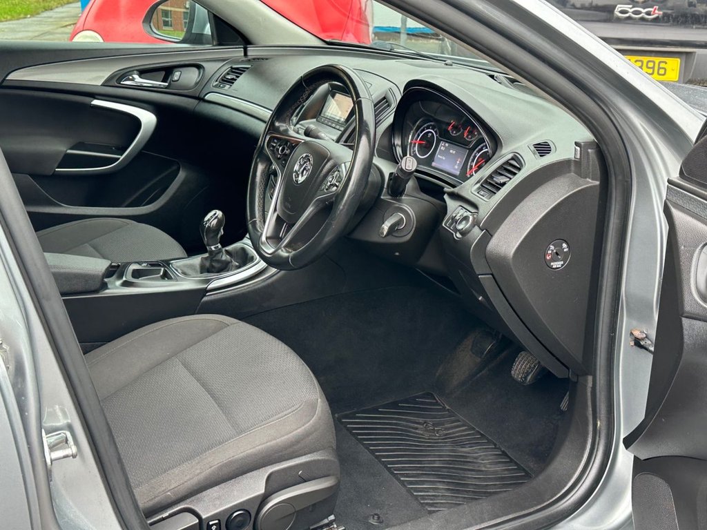 Used Vauxhall Insignia 2015 for sale - 77936337: Photo 14