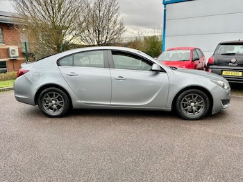 Used Vauxhall Insignia 2015 for sale - 77936337: Photo