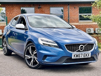 Used Volvo V40 2017 for sale - 78955385: Photo