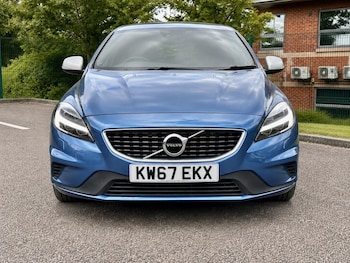 Used Volvo V40 2017 for sale - 78955385: Photo