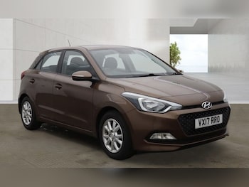 Used Hyundai i20 2017 for sale - 78385285: Photo