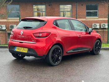 Used Renault Clio 2016 for sale - 77341596: Photo