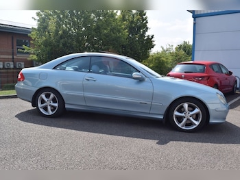 Used Mercedes-Benz CLK 2002 for sale - 75596870: Photo