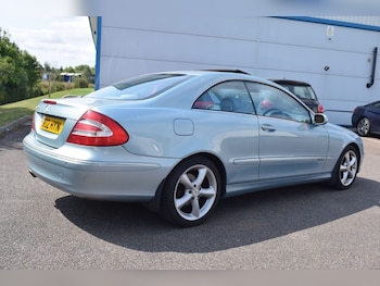 Used Mercedes-Benz CLK 2002 for sale - 75596870: Photo