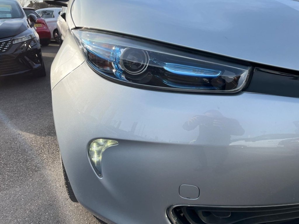 Used Renault Zoe 2019 for sale - 76604852: Photo 6