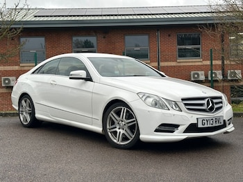 Used Mercedes-Benz E Class 2013 for sale - 76547015: Photo