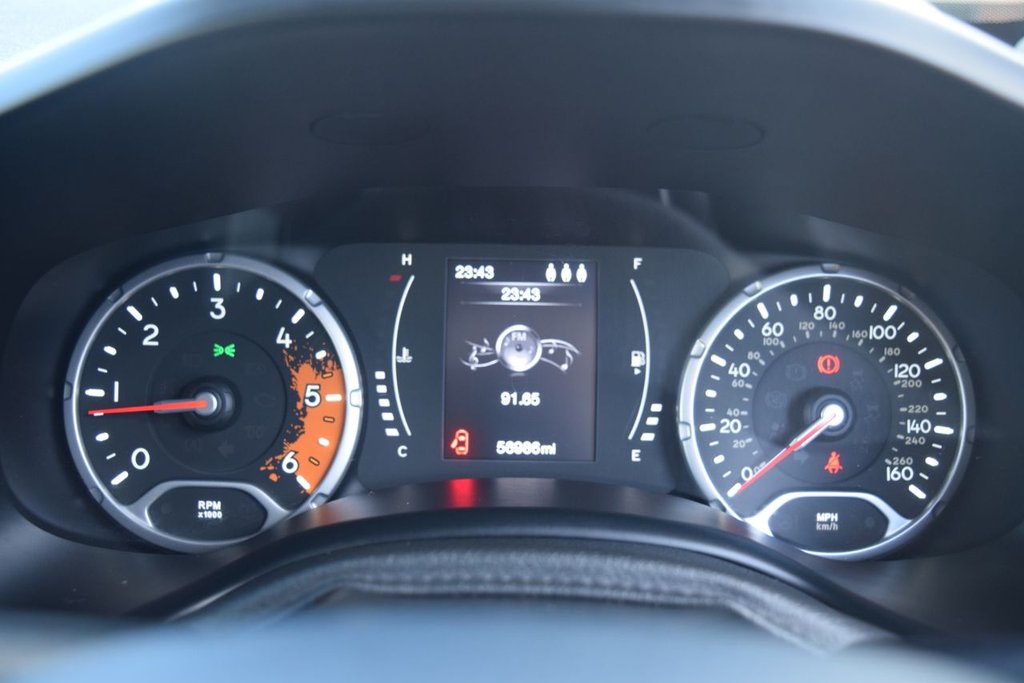 Used Jeep Renegade 2015 for sale - 76582445: Photo 26