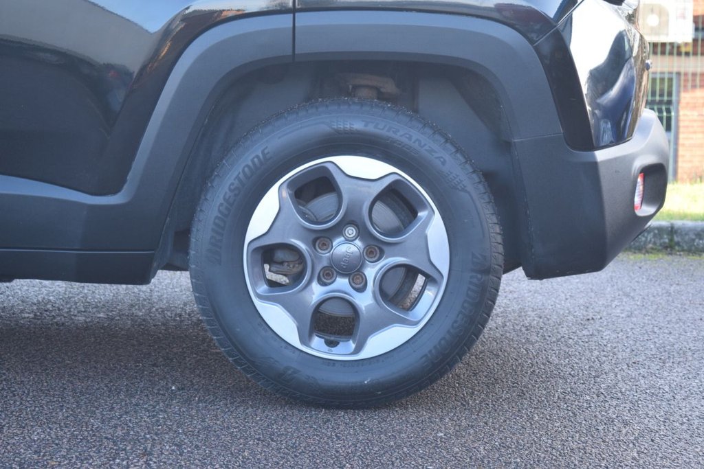 Used Jeep Renegade 2015 for sale - 76582445: Photo 42