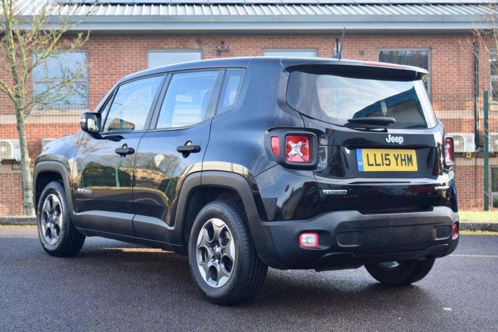 Used Jeep Renegade 2015 for sale - 76582445: Photo 8