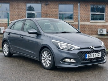 Used Hyundai i20 2017 for sale - 77477420: Photo