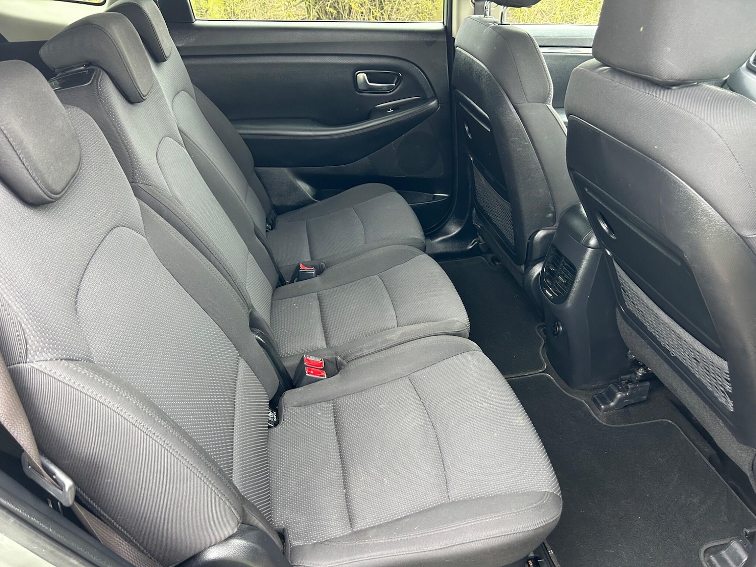 Used Kia Carens 2014 for sale - 78101065: Photo 10