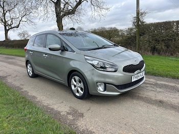 Used Kia Carens 2014 for sale - 78101065: Photo