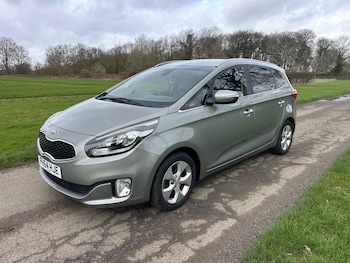Used Kia Carens 2014 for sale - 78101065: Photo