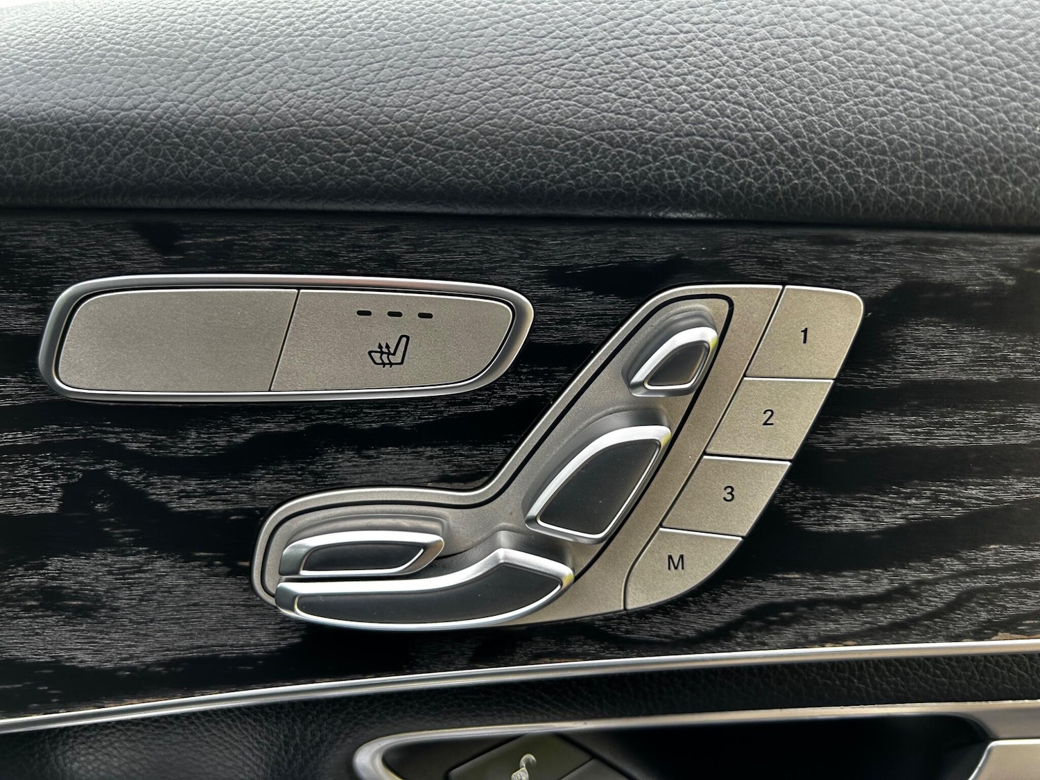 Used Mercedes-Benz GLC 2017 for sale - 78100751: Photo 16