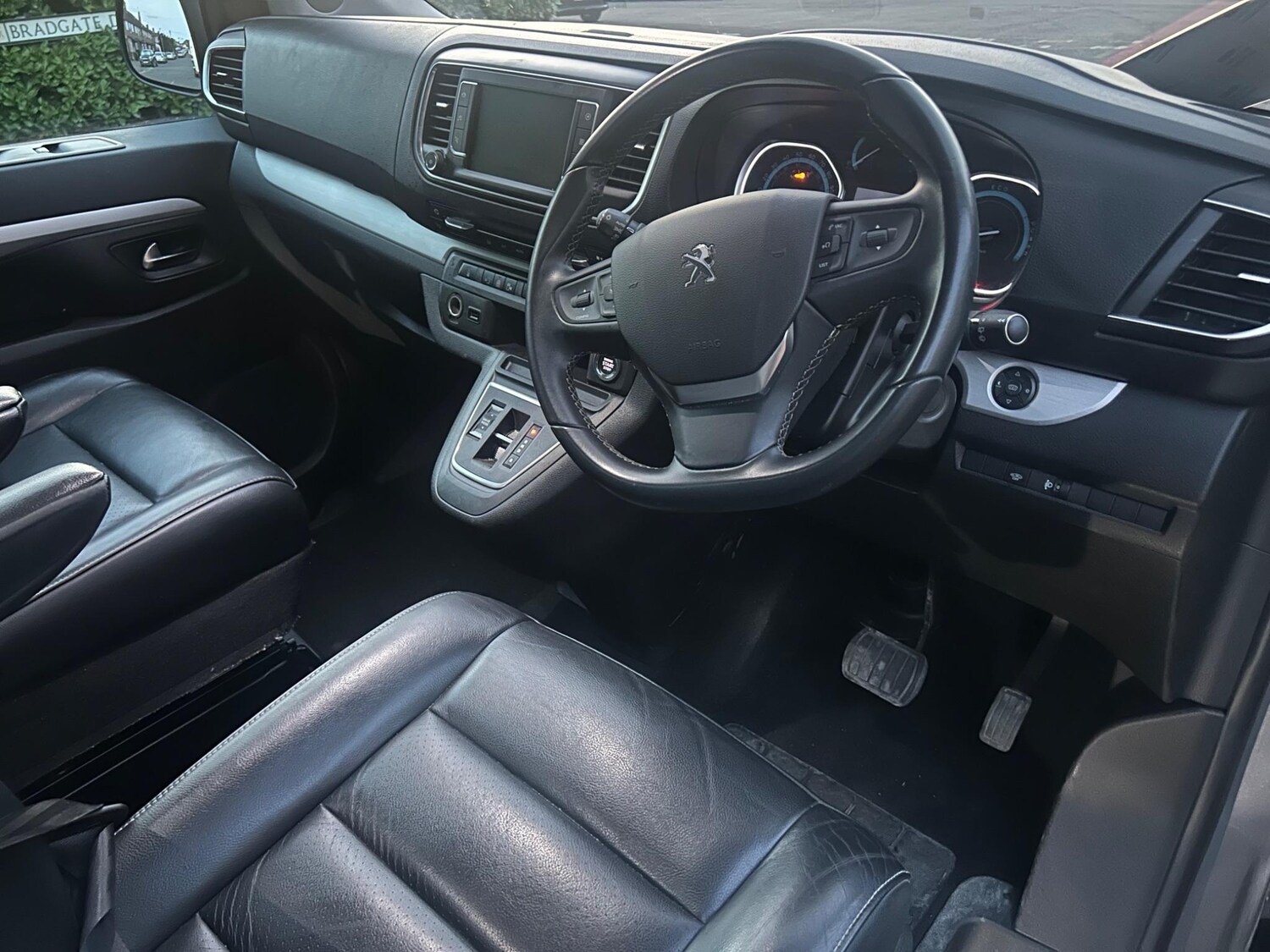 Used Peugeot Traveller 2021 for sale - 78100191: Photo 21