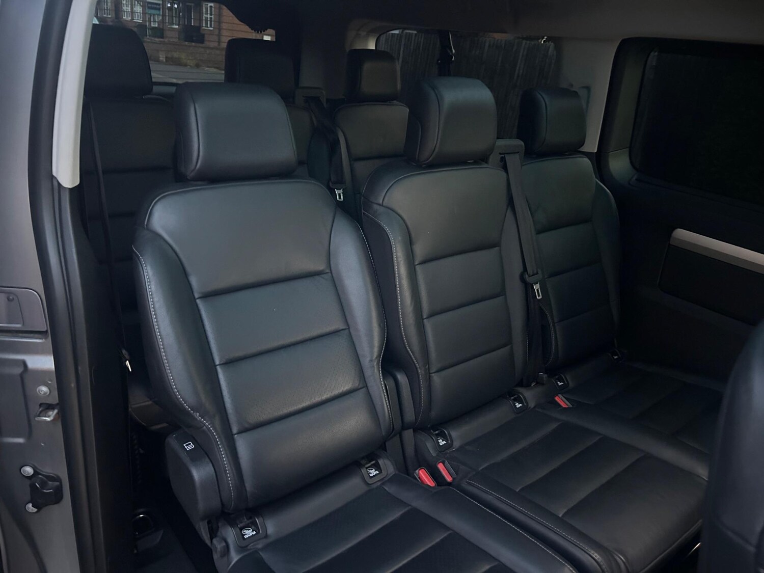 Used Peugeot Traveller 2021 for sale - 78100191: Photo 23