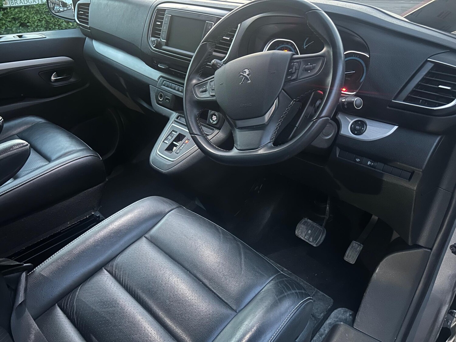 Used Peugeot Traveller 2021 for sale - 78100191: Photo 27