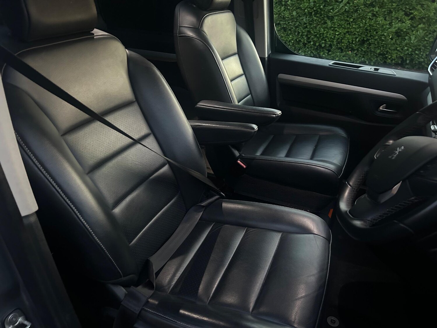 Used Peugeot Traveller 2021 for sale - 78100191: Photo 28