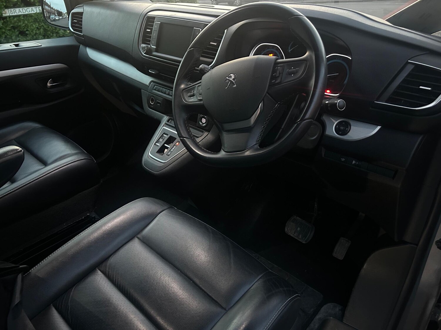 Used Peugeot Traveller 2021 for sale - 78100191: Photo 29