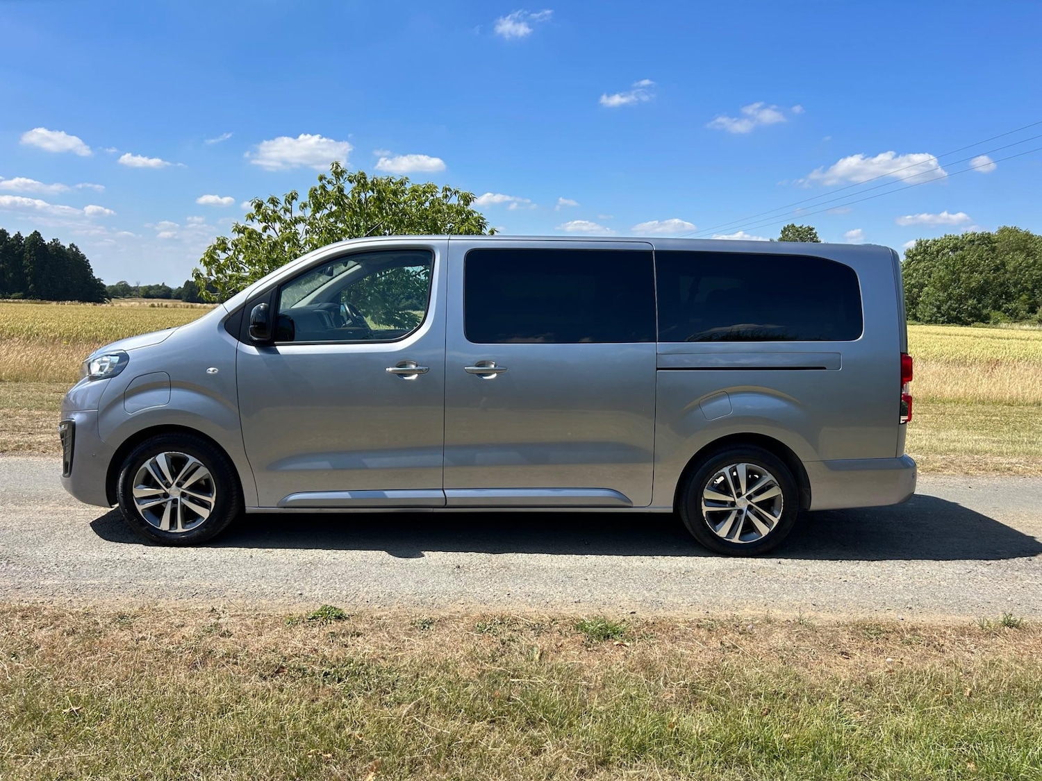 Used Peugeot Traveller 2021 for sale - 78100191: Photo 3