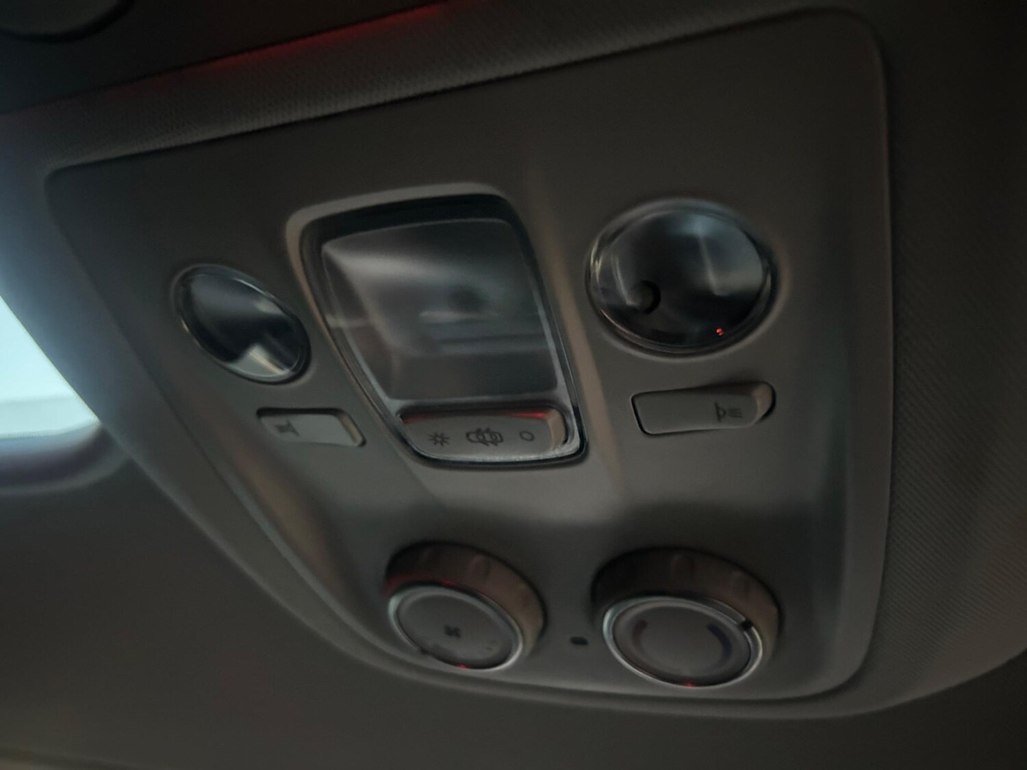 Used Peugeot Traveller 2021 for sale - 78100191: Photo 31