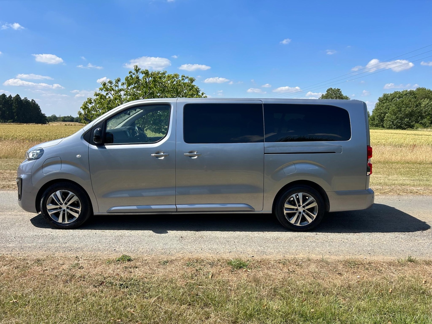 Used Peugeot Traveller 2021 for sale - 78100191: Photo 4