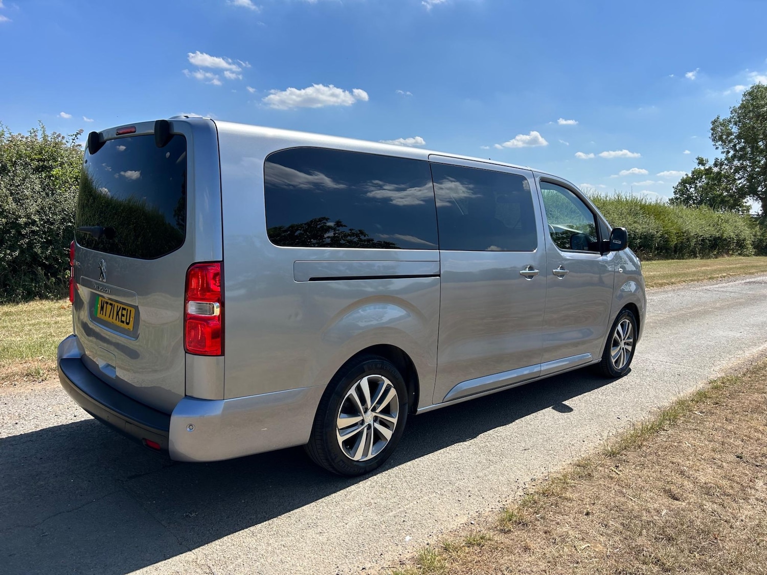 Used Peugeot Traveller 2021 for sale - 78100191: Photo 5