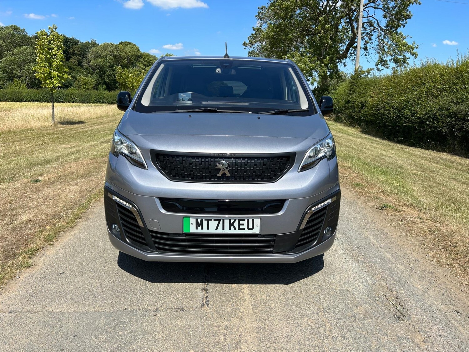 Used Peugeot Traveller 2021 for sale - 78100191: Photo 8