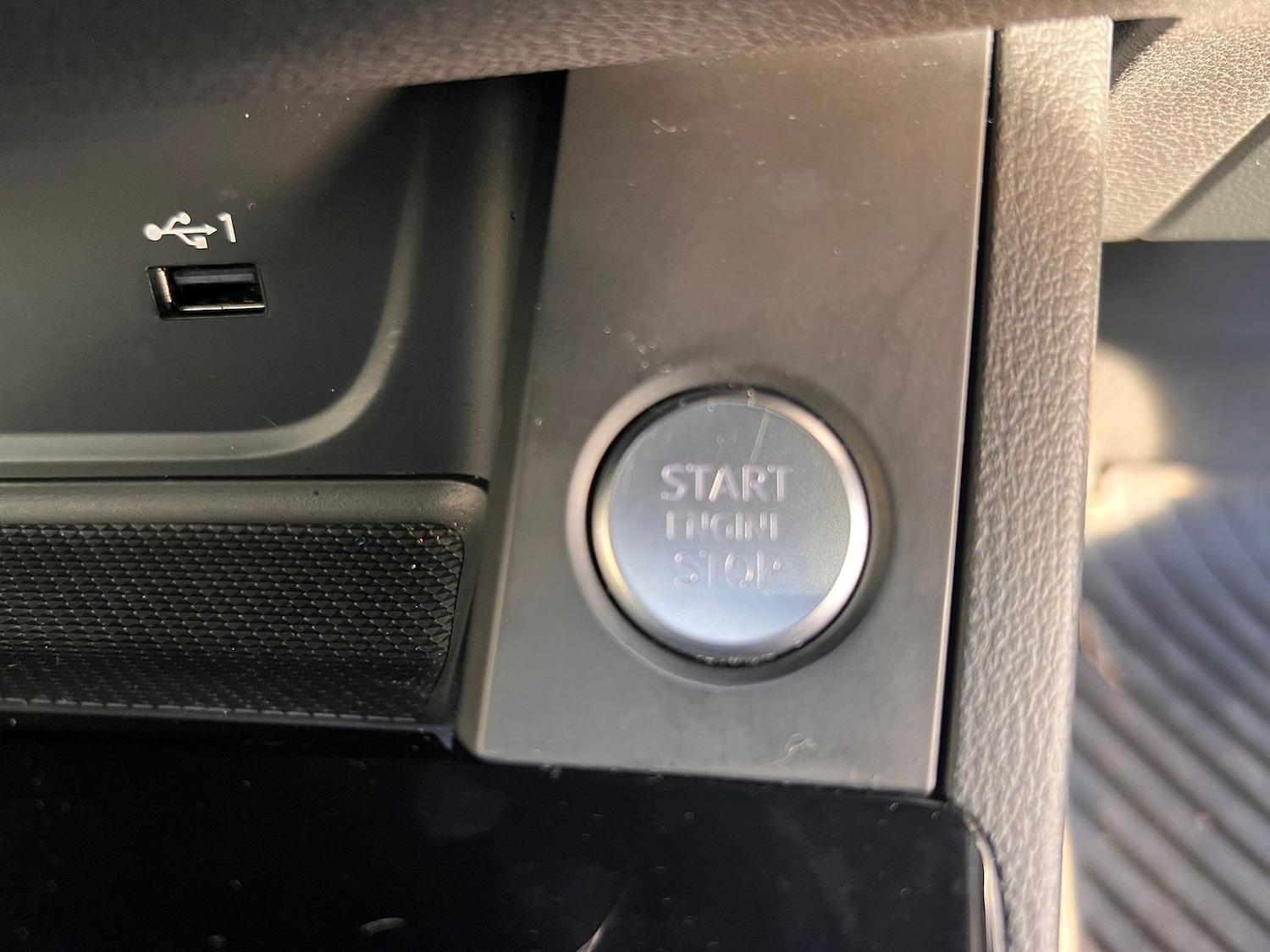 Used Audi A4 2022 for sale - 76661196: Photo 53