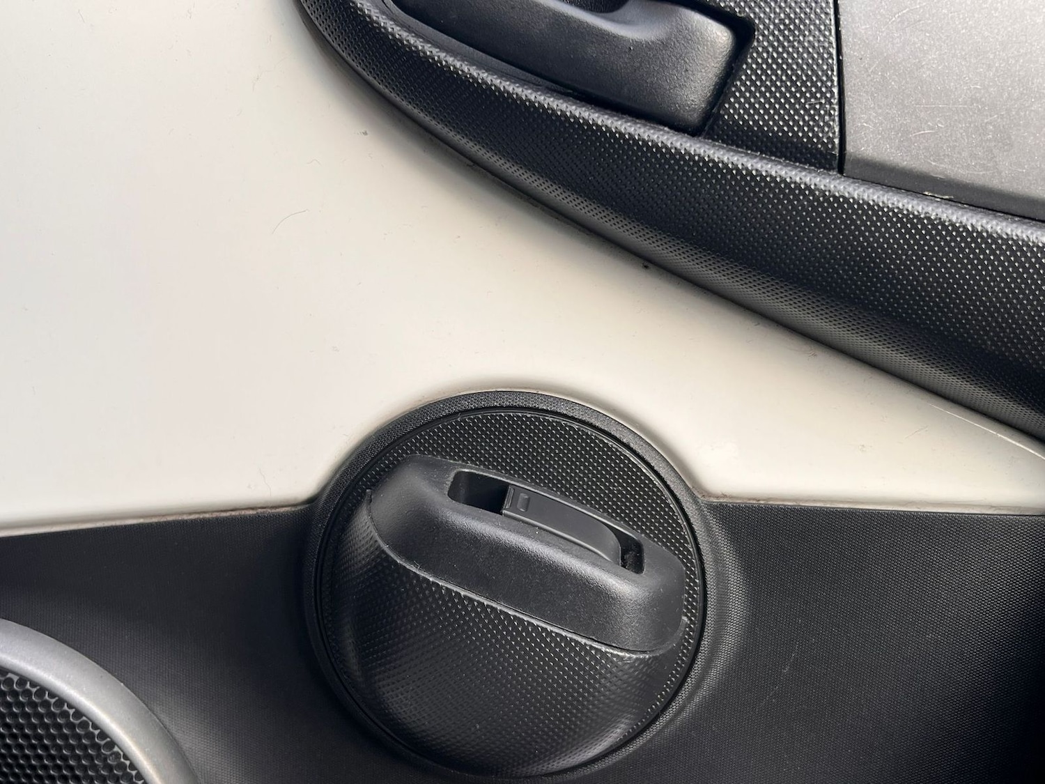 Used Toyota AYGO 2013 for sale - 76668322: Photo 16