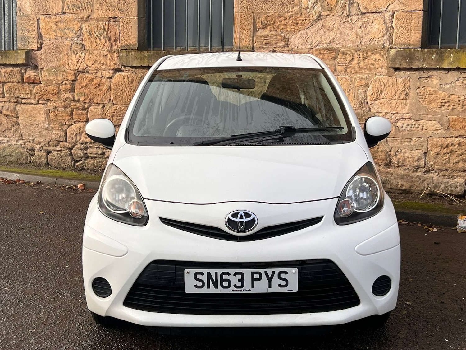 Used Toyota AYGO 2013 for sale - 76668322: Photo 2