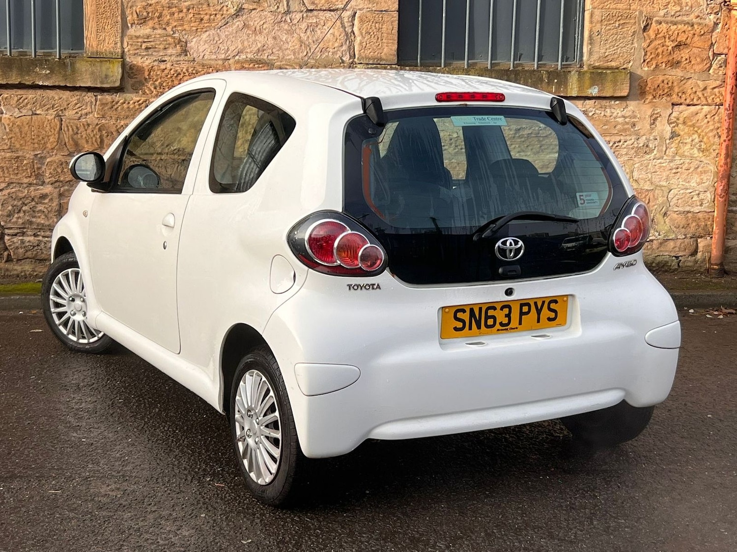 Used Toyota AYGO 2013 for sale - 76668322: Photo 4