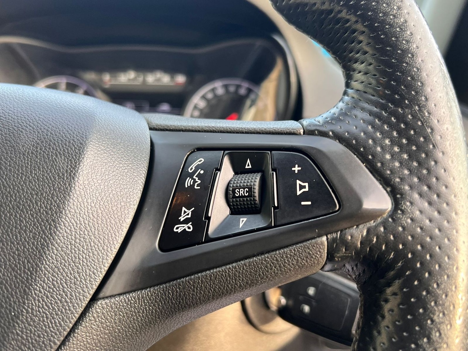 Used Vauxhall Corsa 2017 for sale - 76668324: Photo 17