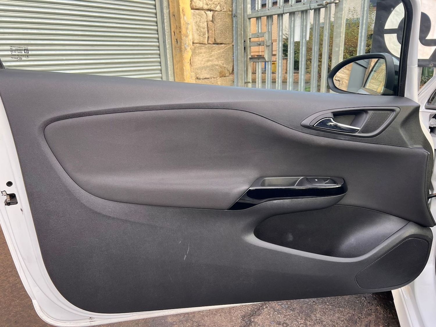 Used Vauxhall Corsa 2017 for sale - 76668324: Photo 33