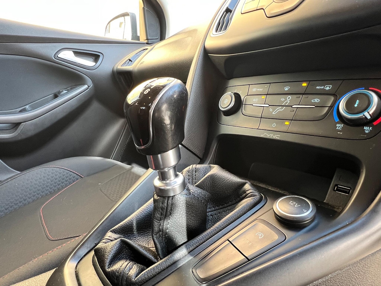 Used Ford Focus 2015 for sale - 76372601: Photo 29