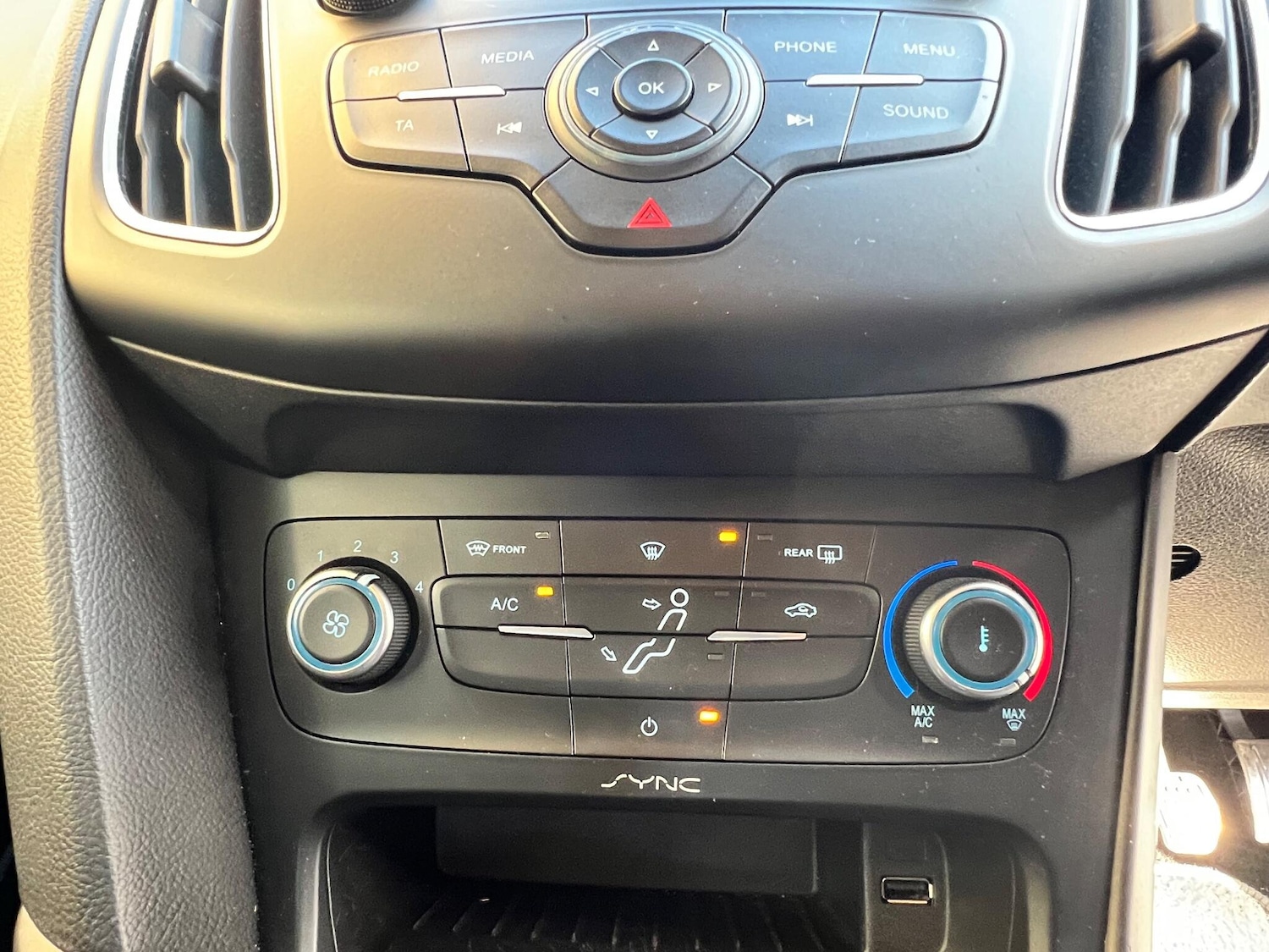 Used Ford Focus 2015 for sale - 76372601: Photo 41