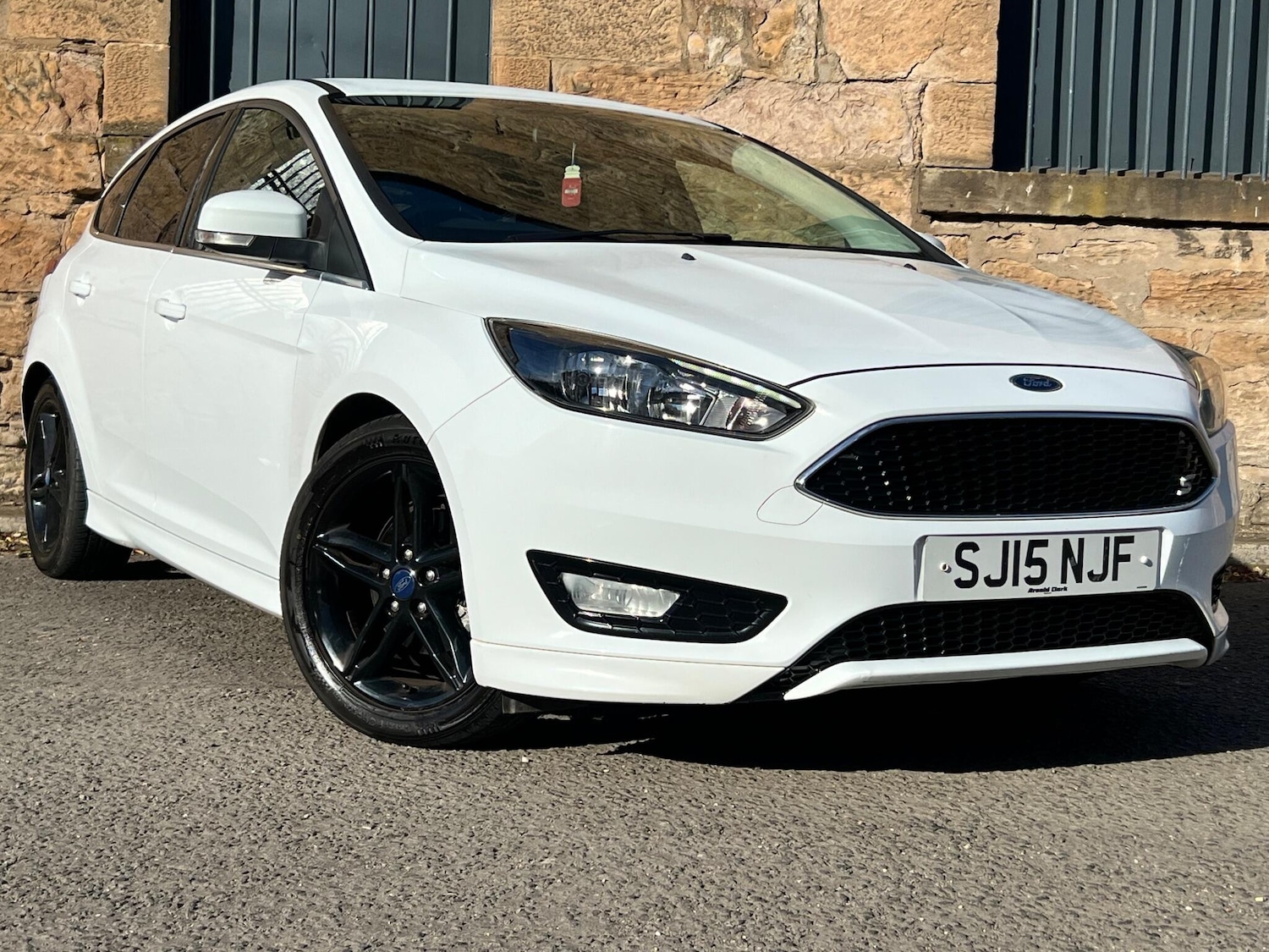 Used Ford Focus 2015 for sale - 76372601: Photo 5