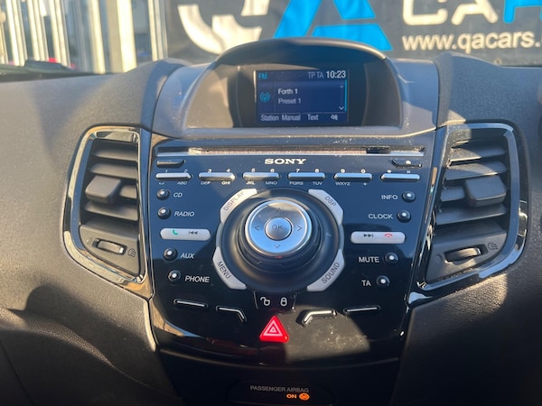 Used Ford Fiesta 2017 for sale - 76229352: Photo 10