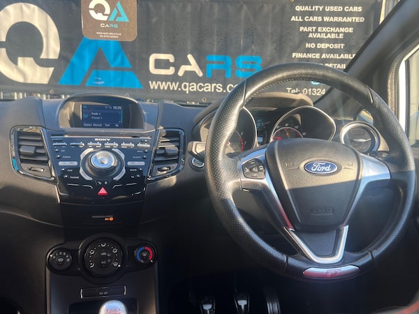 Used Ford Fiesta 2017 for sale - 76229352: Photo 13