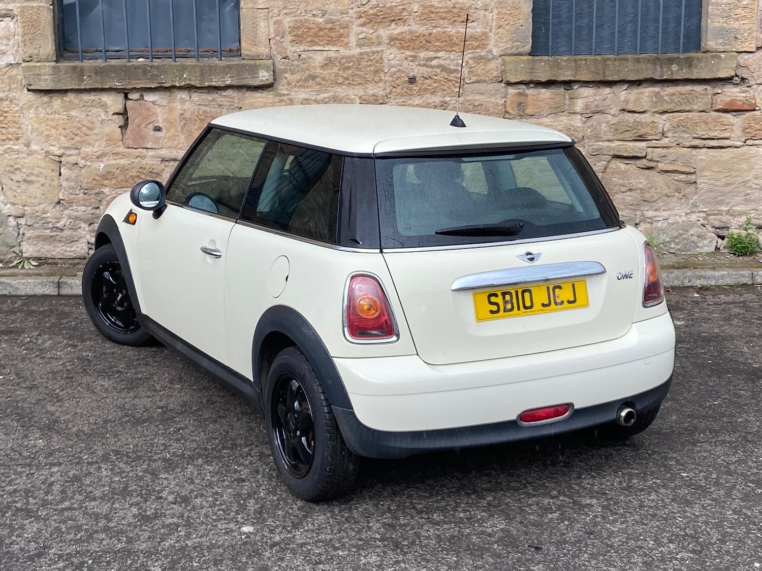 Used MINI Hatch 2010 for sale - 76361680: Photo 13