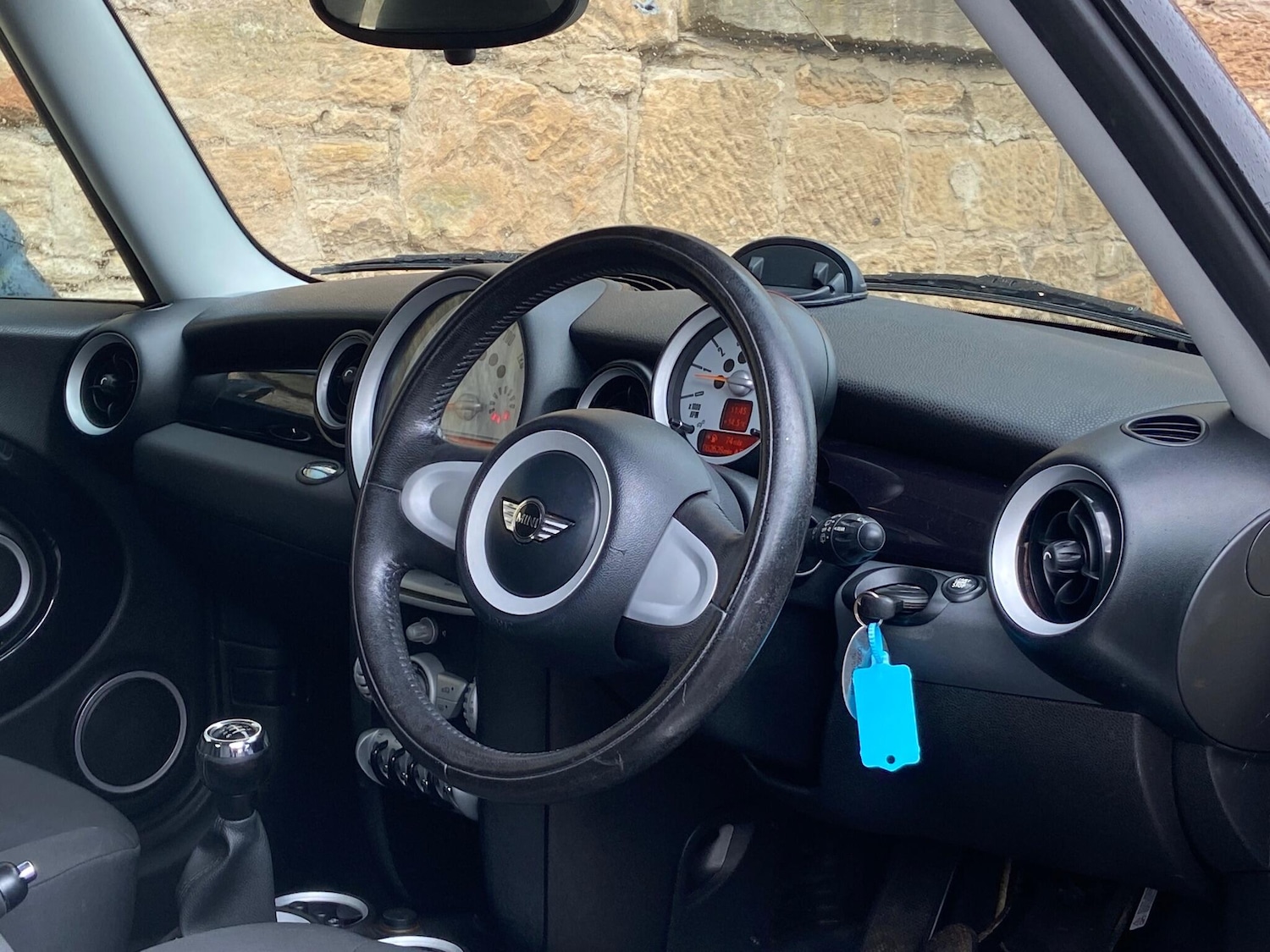 Used MINI Hatch 2010 for sale - 76361680: Photo 24