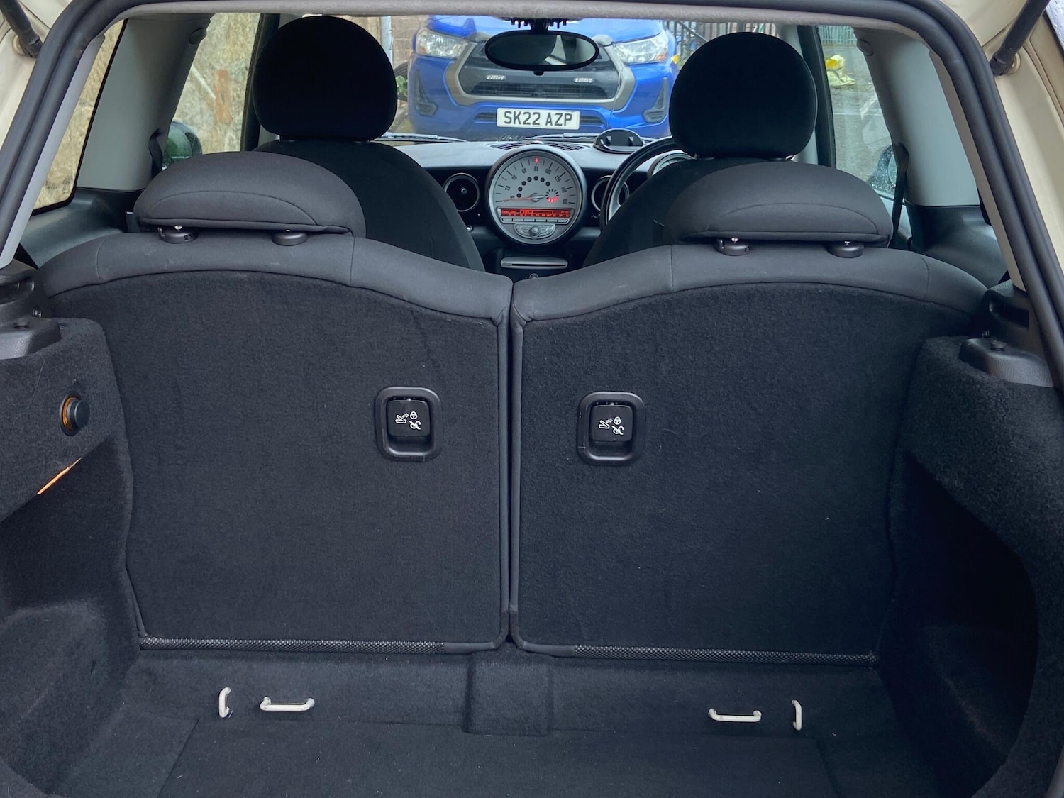Used MINI Hatch 2010 for sale - 76361680: Photo 42