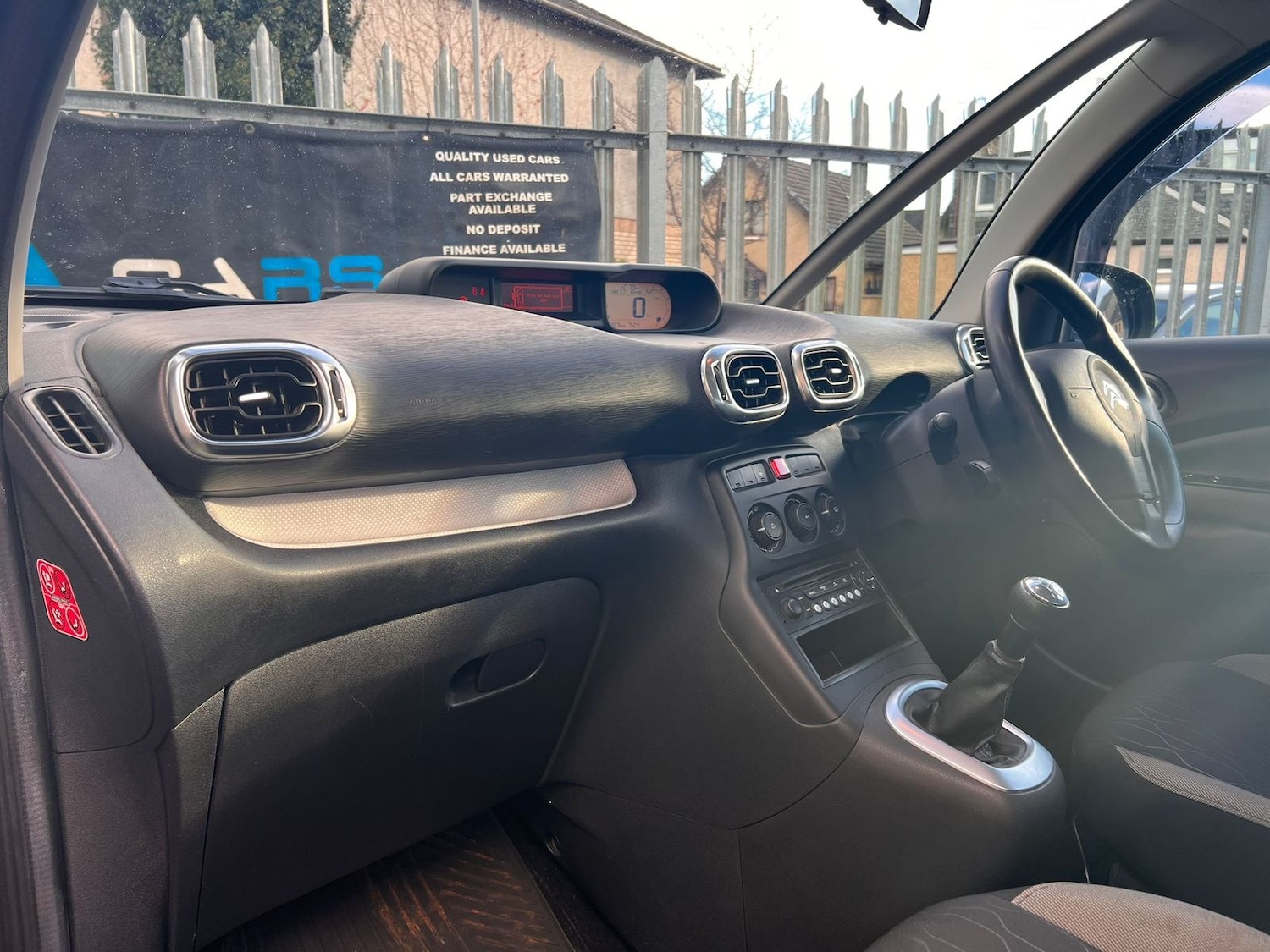 Used Citroen C3 Picasso 2013 for sale - 76661197: Photo 10