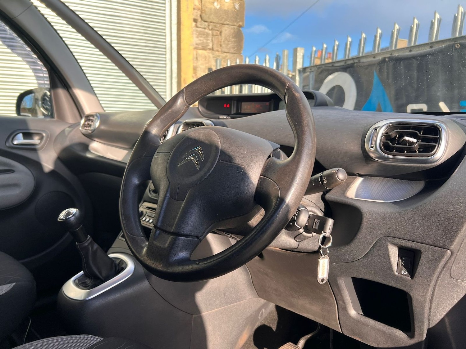 Used Citroen C3 Picasso 2013 for sale - 76661197: Photo 27