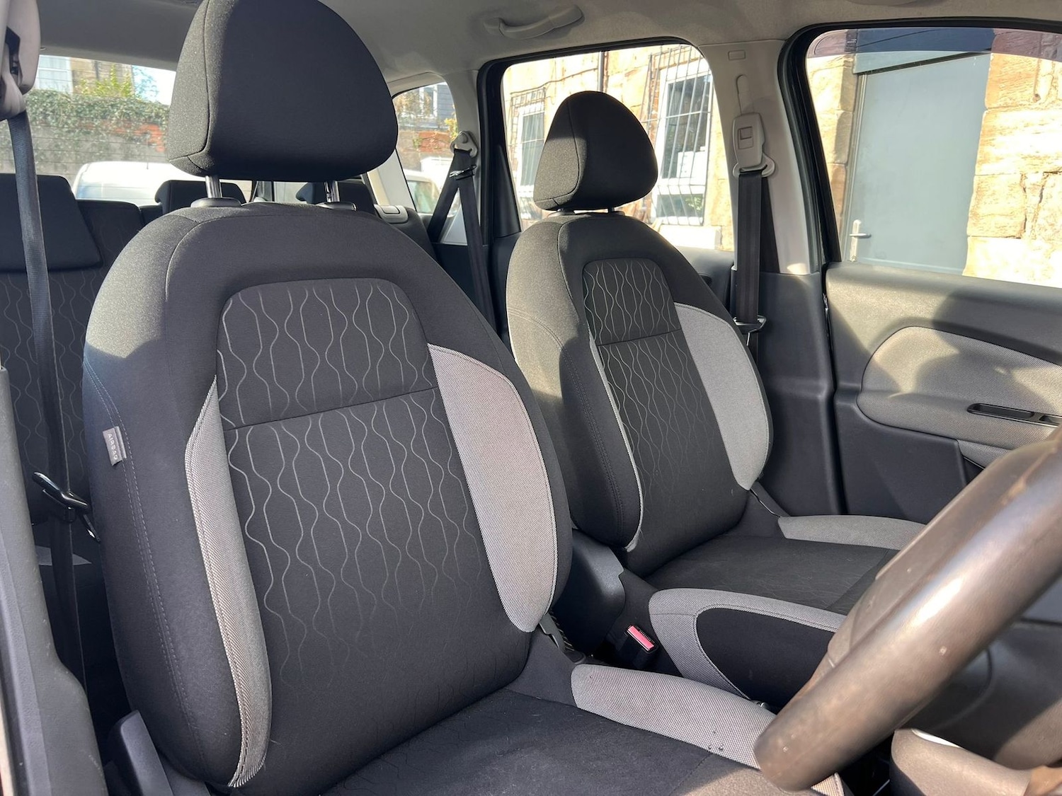 Used Citroen C3 Picasso 2013 for sale - 76661197: Photo 8