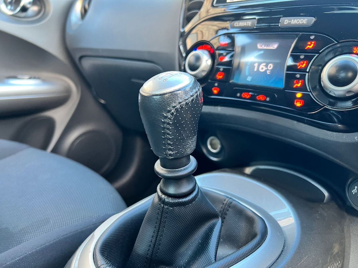 Used Nissan Juke 2014 for sale - 76410448: Photo 39